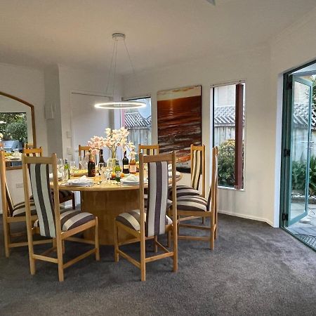 Luxury Home Next To Ocean And Walkway New Plymouth Exteriér fotografie