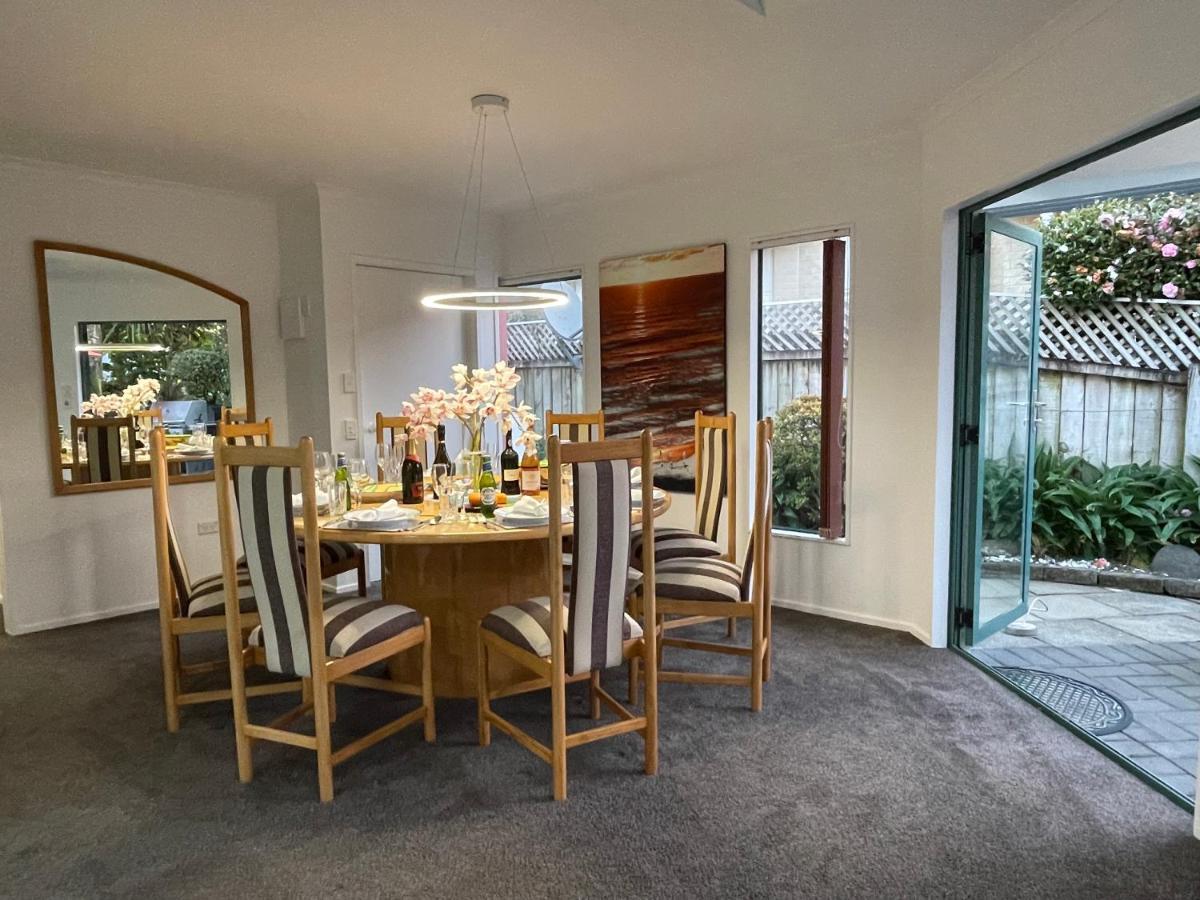 Luxury Home Next To Ocean And Walkway New Plymouth Exteriér fotografie