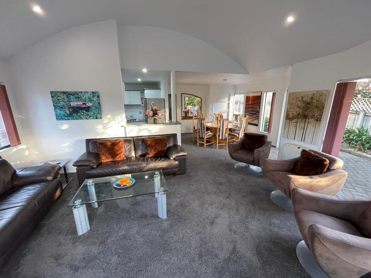 Luxury Home Next To Ocean And Walkway New Plymouth Exteriér fotografie