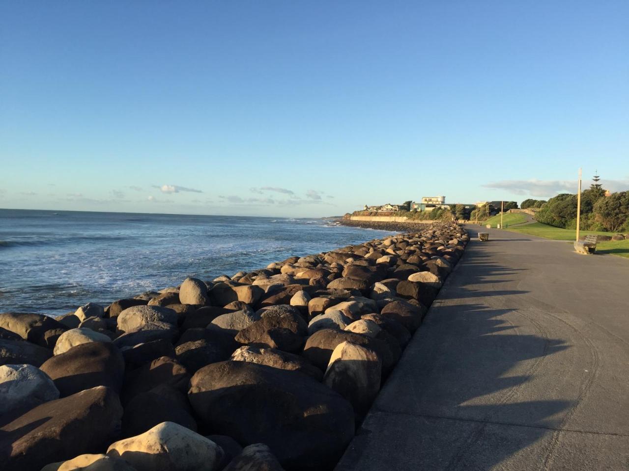 Luxury Home Next To Ocean And Walkway New Plymouth Exteriér fotografie